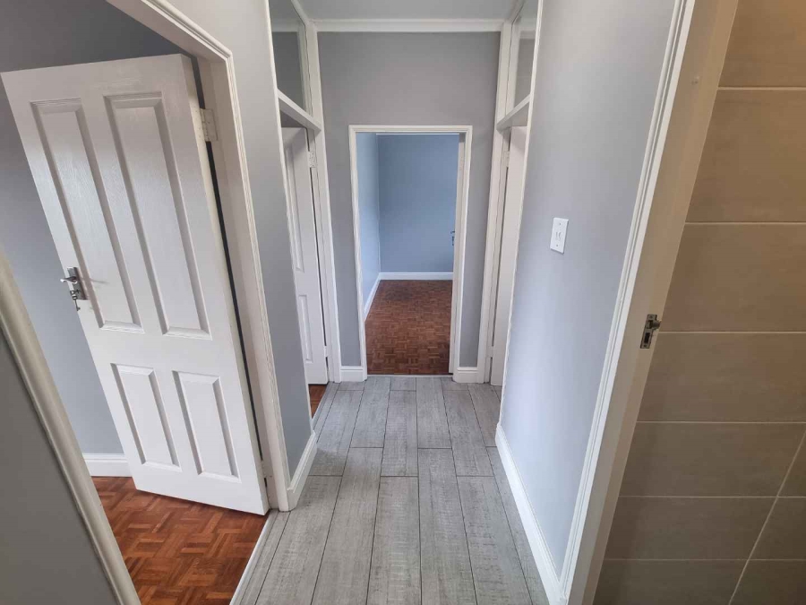 2 Bedroom Property for Sale in Claremont Western Cape
